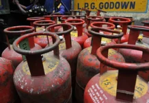 एलपीजी सिलेंडर कालाबाजारी व अवैध गैस रिफिलिंग पर जिला प्रशासन का सख्त एक्शन; प्राथमिकी दर्ज