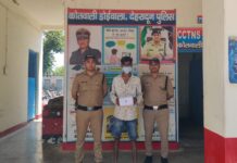 तीन नशा तस्कर दबोचे, लाखों की स्मैक व शराब बरामद