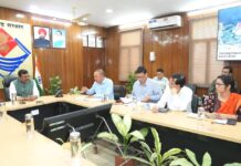 मूलभूत सुविधाओं की समुचित व्यवस्था सुनिश्चित करेंः बर्द्धन