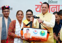 श्रमिक कल्याण के लिए प्रतिबद्ध है सरकारः धामी
