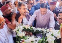 मुख्यमंत्री धामी ने पूर्व कैबिनेट मंत्री स्व. हीरा सिंह बिष्ट को दी श्रद्धांजलि