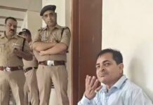 निर्दलीय विधायक का धरना दूसरे दिन भी जारी रहा