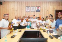 समिति समाज को जागरूक करने में निभा रही है महत्वपूर्ण भूमिकाः सीएम