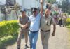 चुनाव आयोग कार्यालय में बवाल