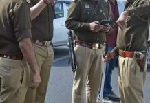 ‘एफ आर’ के खेल में दो दरोगाओं पर मुकदमा दर्ज