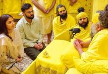 विराट कोहली के प्रवक्ता ने कहा, 5 करोड़ लेकर प्रेमानंदजी के दर्शन की बात झूठी